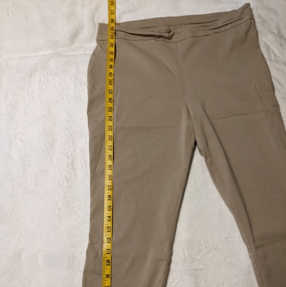 New without tags khakis pants - Picture 4 of 4